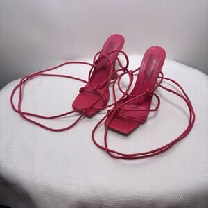 So Me Square Toe Strappy Heeled Sandals Size 9